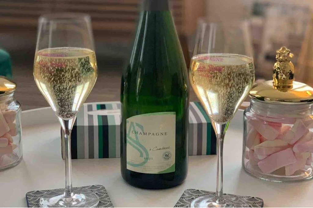 Dom Perignon , Au Coeur Du Centre-Ville D'Epernay Luaran gambar