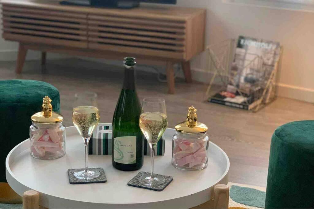 Dom Perignon , Au Coeur Du Centre-Ville D'Epernay Luaran gambar